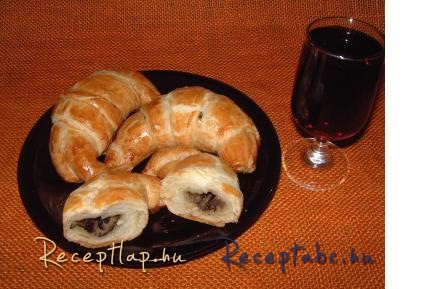 Gombás croissant Tante Fanny tésztából