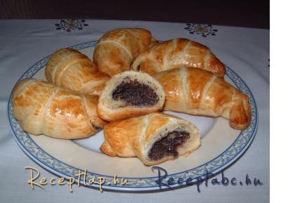 Mákos croissant Tante Fanny tésztából