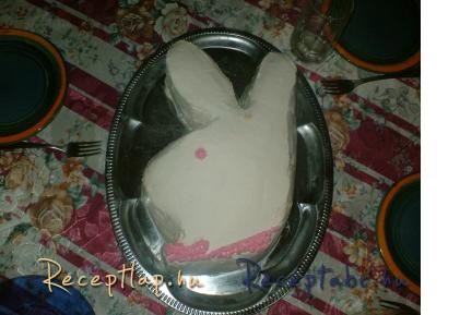 Tejszínes-nutellás Playboy torta