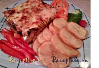 Zöldségekkel rakott hús