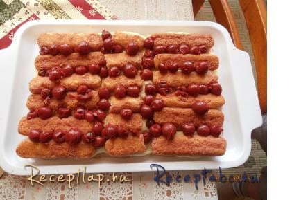 meggyes gesztenyésem baba piskotával!!
