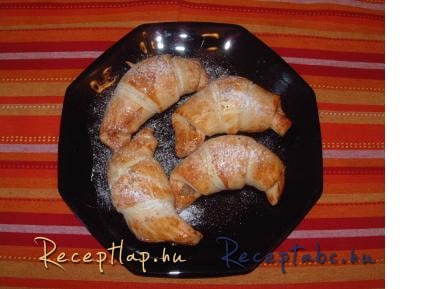 Diós croissant Tante Fanny