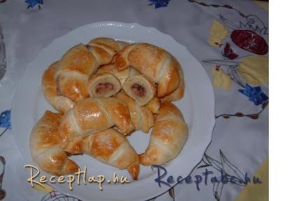Sonkás croissant kifli Tante Fanny