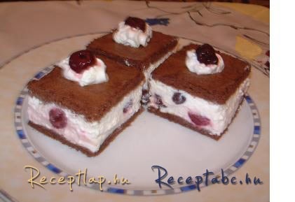 Tejfölös túrókocka