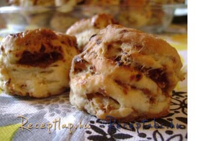 Káposztás pogácsa