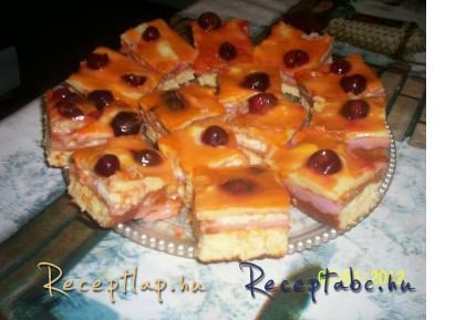 Piskotás Pudingos Gyümölcs szelet