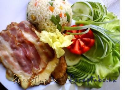 Mustáros karajszeletek,baconnel sajttal sütve
