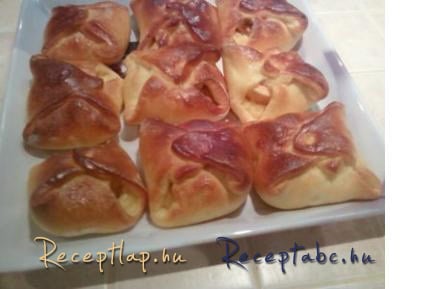 Almás batyu