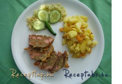 Marhahús fasírt virslivel és sajttal