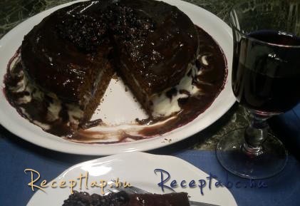 Fekete áfonyás torta