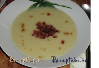 burgonya krémleves baconnal