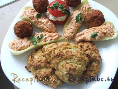 csicsókás puffancs