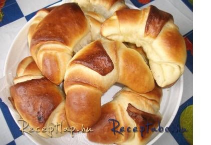 Habkönnyű  Vajas Kifli