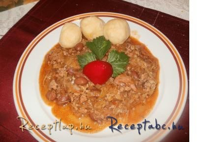 Káposztás chilis bab