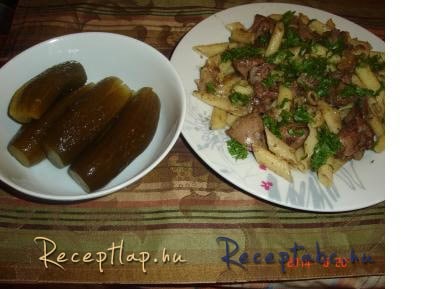 Csirkemájas penne