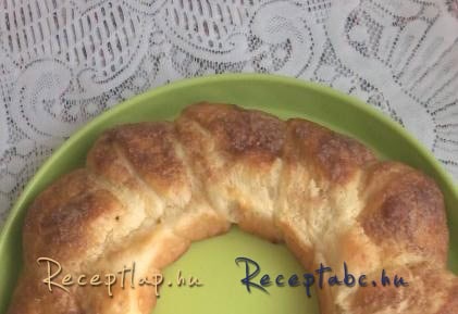 Kerek kalács.