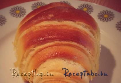Croissant * Sós-Édes
