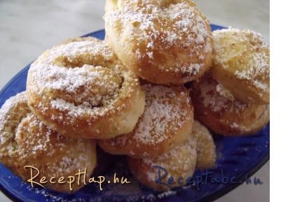 Diós fahéjas mini csiga