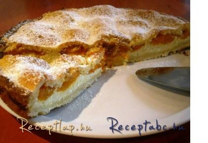 Túrós-őszibarackos pitetorta *
