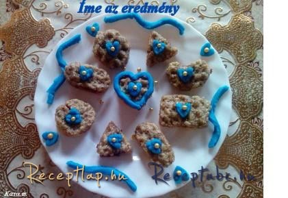 Marcipános kekszek és csokis linzer