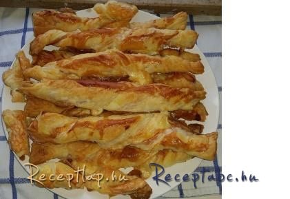 Bacon szalonnás csavart tészta